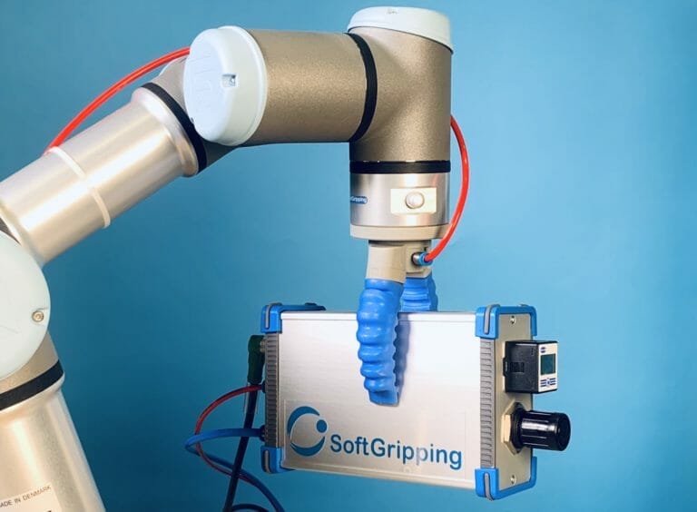 cobot with gripper and controller