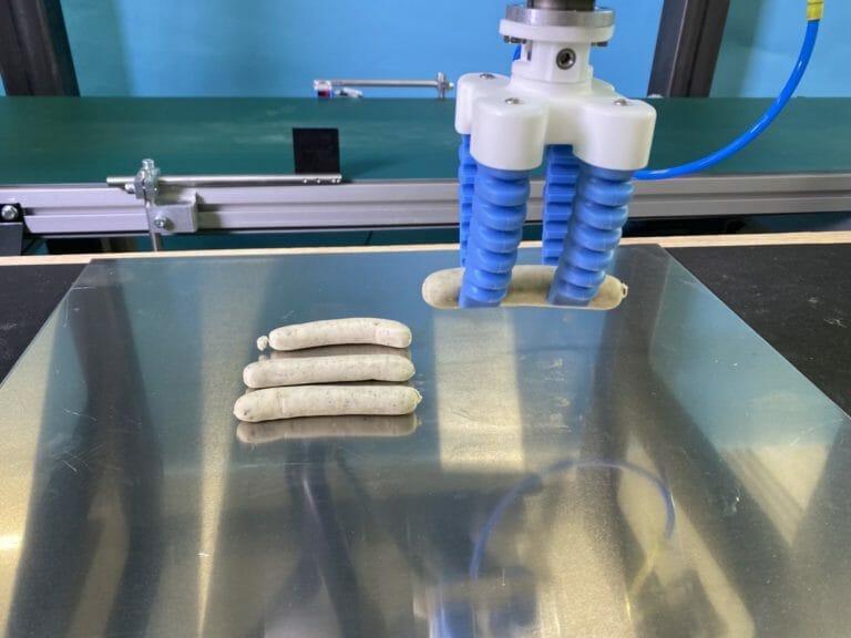 Pinces robotisées pour la manipulation de la viande : Steak, volaille et saucisses 9 la manipulation industrielle sûre des saucisses