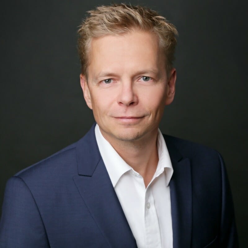 stephan ulrich CEO of SoftGripping